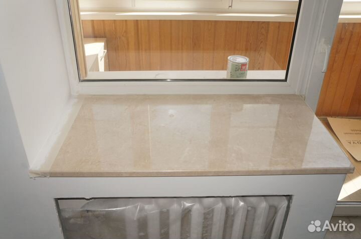 Монтаж подоконников из мрамора