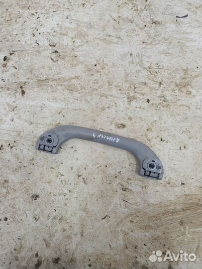 Ручка потолка передняя правая Mitsubishi Lancer 9