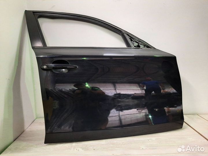 Дверь передняя правая BMW 1 E87