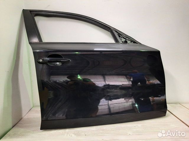 Дверь передняя правая BMW 1 E87