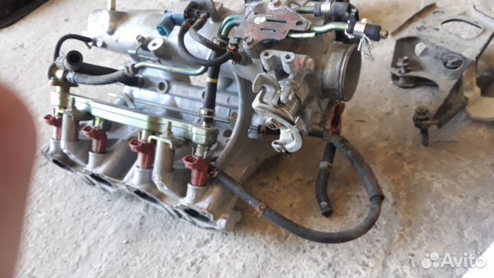 Коллектор впускной nissan bluebird u14 qg18de