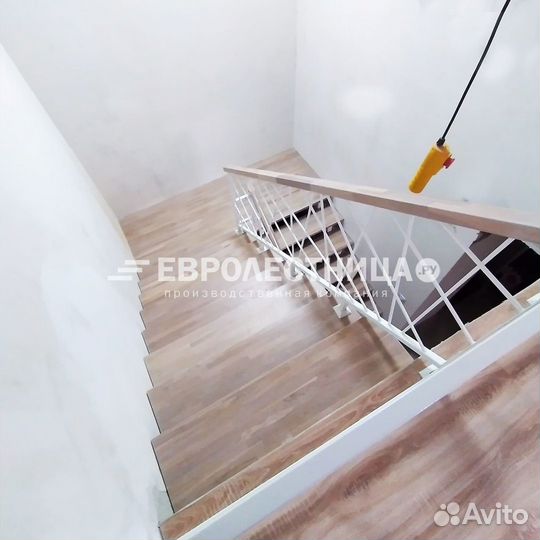 Лестница на металле