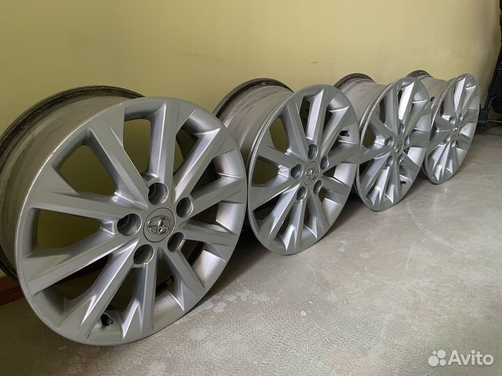 Литые диски R16 Toyota Camry оригинал