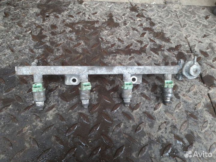 Топливная рейка Daewoo Nexia N150 F16D3