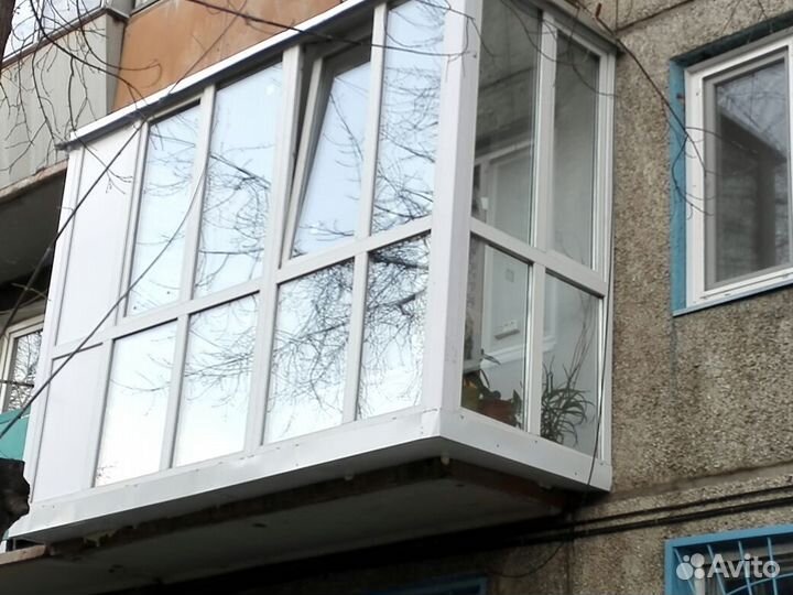 Французское остекление балконов и лоджий