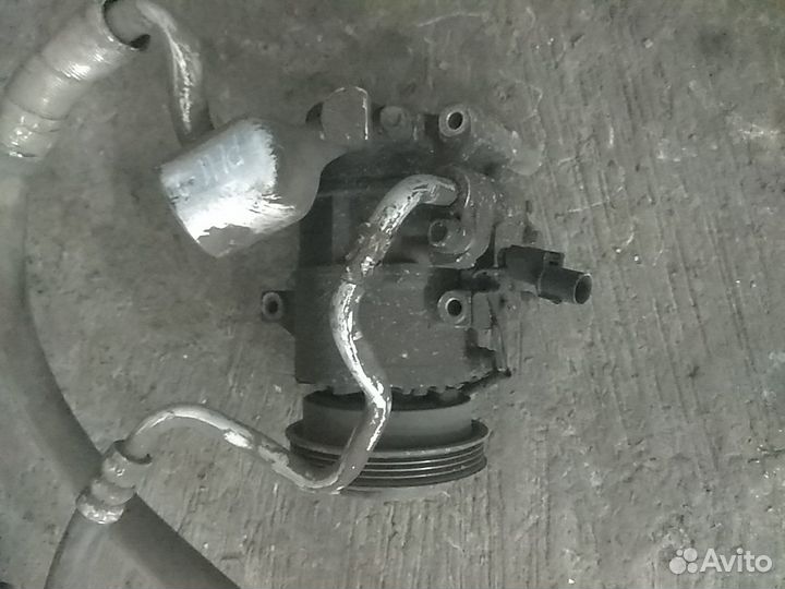 Компрессор кондиционера Kia Rio 2