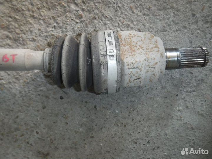 Привод передний правый Kia Cerato 2 G4FC 2012