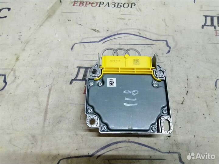 Блок управления AIR BAG Audi A4 (B7) 2004-2009