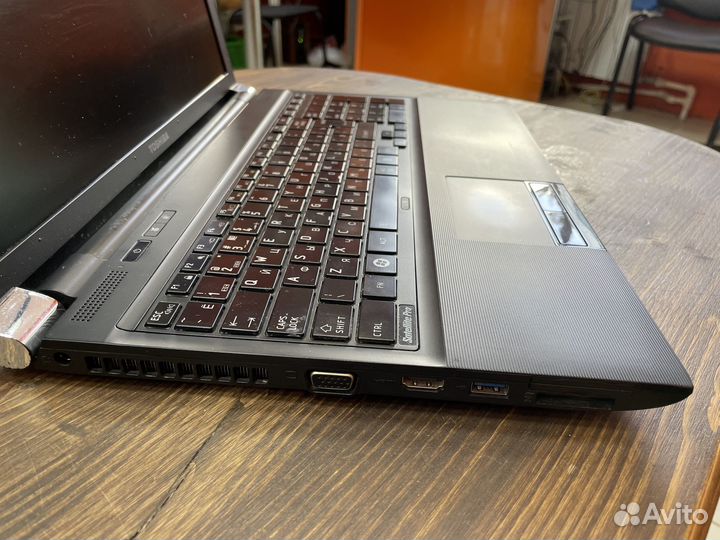Ноутбук Toshiba Satellite Pro R850-15Z