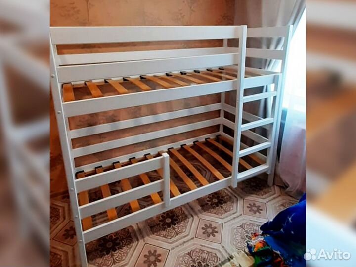 Двухъярусная Кровать