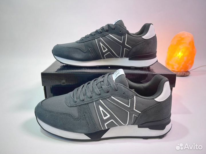 Кроссовки Armani