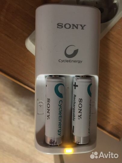Зарядное устройство для батареек от сети sony