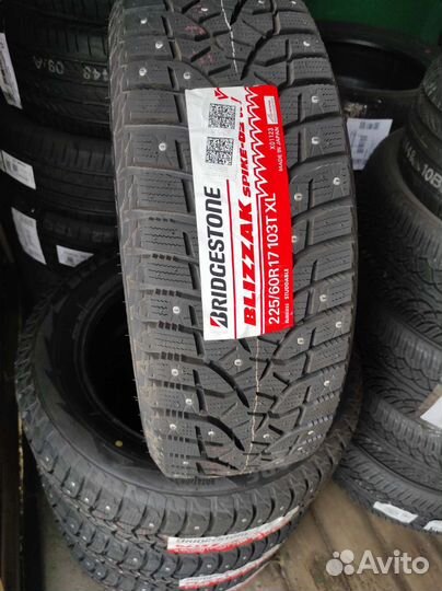 Bridgestone Blizzak Spike-02 SUV 225/60 R17 103T