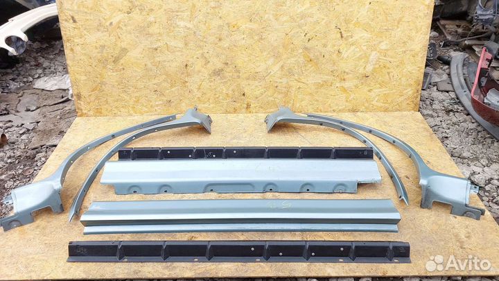 Комплект накладок порогов BMW E53