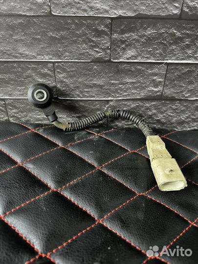 Датчик детонации VAG 021905377