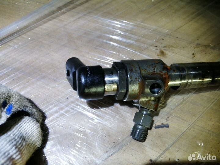 Форсунка топливная, 2.2 duratorq 1746967 / 1840747