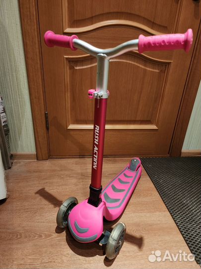 Самокат детский трехколесный