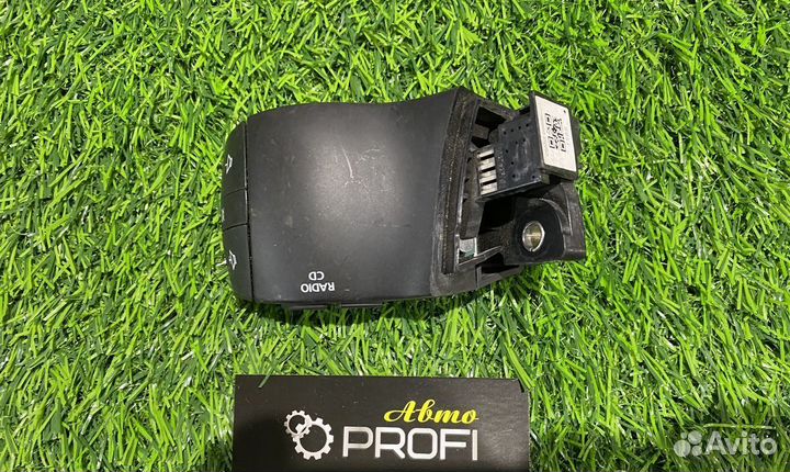 Переключатель подрулевой Renault Megane 3