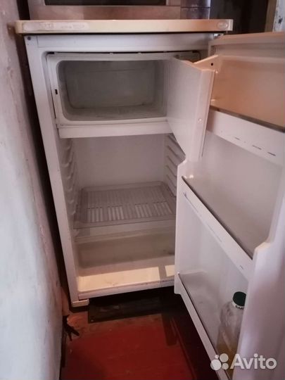 Холодильник бу маленький