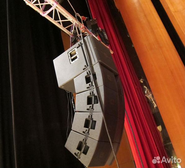 Акустическая система JBL VRX932LAP