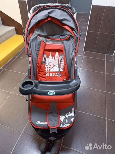 Прогулочная коляска