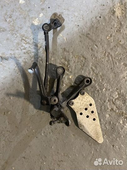 Кронштейн водителя kawasaki zx6r 636 2007-2008