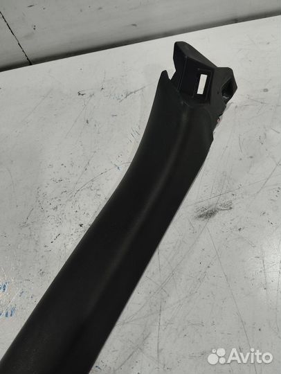 Обшивка крышки багажника правая (Jac J7)