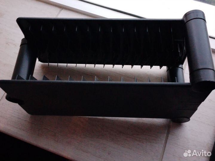 Подставка для аудиокассет 28 шт