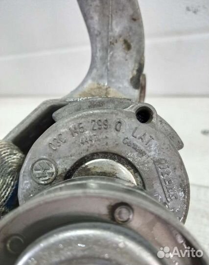 Натяжитель ремня Skoda Octavia A5