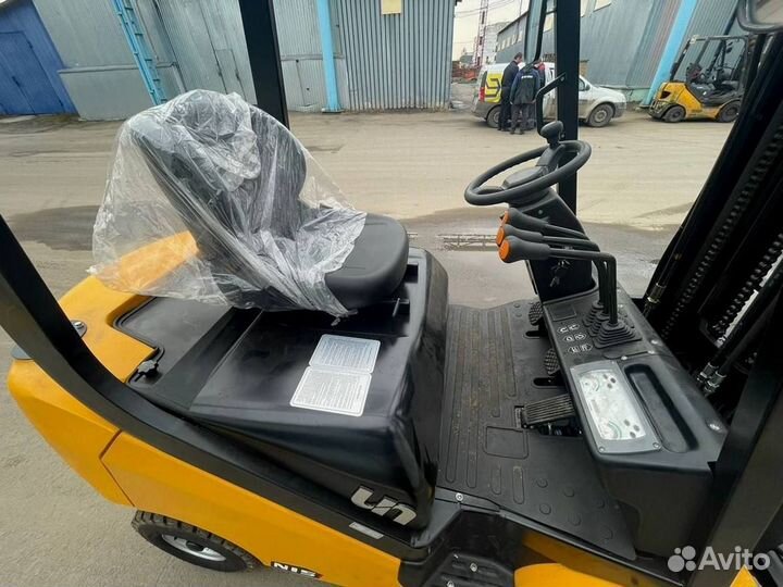 Вилочный погрузчик UN Forklifts FG15, 2023
