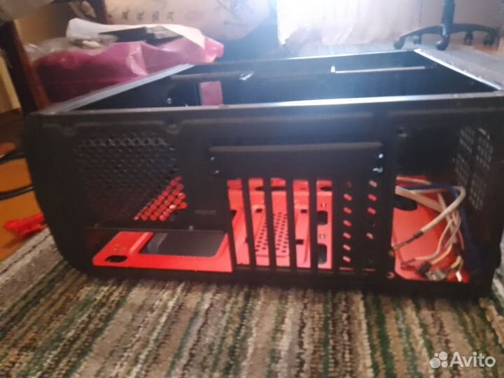 Старенький игровой корпус для пк