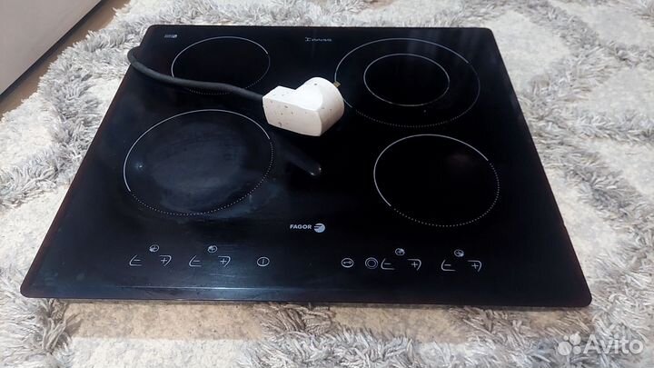 Варочная панель электрическая 4 конфорки