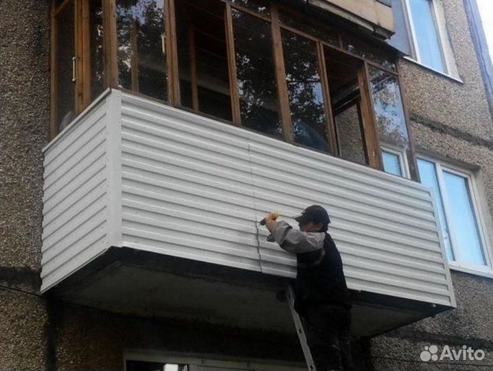 Крыша из профнастила для балконов