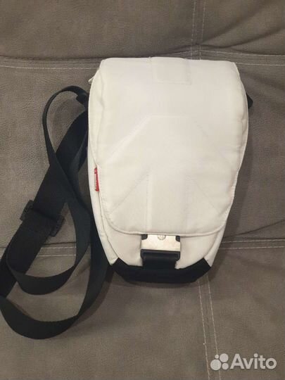 Сумка для фотоаппарата Stile Solo VI (белая)