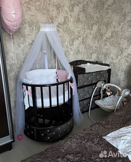 Детская овальная кроватка