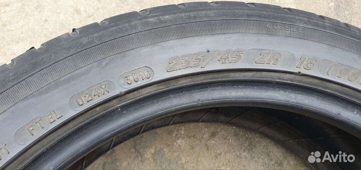 Michelin Alpin 5 235/45 R18 98Y