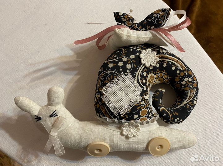 Кукла тильда улитка-игольница