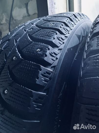 Bridgestone Ice Cruiser 7000 215/60 R17 100T