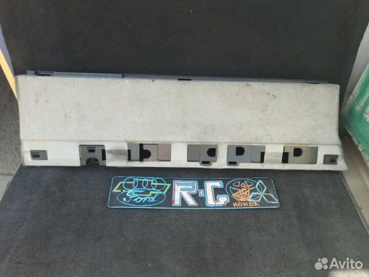 Пол багажника Toyota Prius ZVW30 2ZR-FXE 1.8 2010