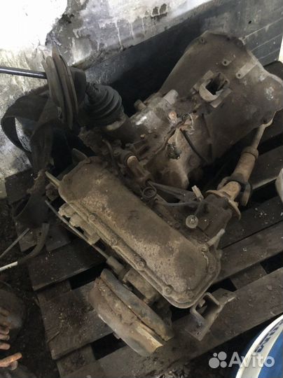 МКПП с раздаткой Nissan Patrol Y60