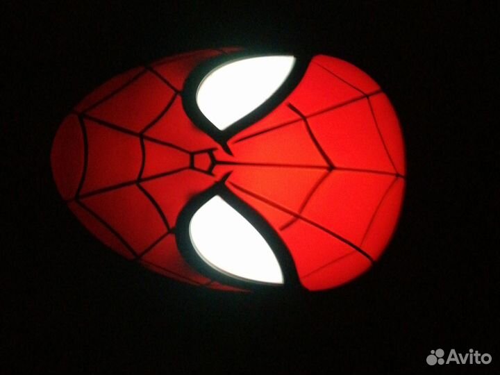 Светильник человек-паук