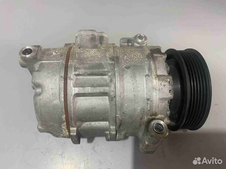 Компрессор системы кондиционирования Volkswagen Pa