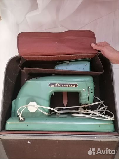 Швейная машина волга