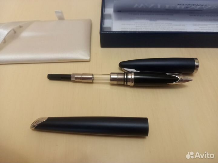 Перьевая ручка waterman Carene,цвет: Black,перо:F