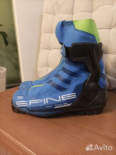 Лыжные ботинки spine