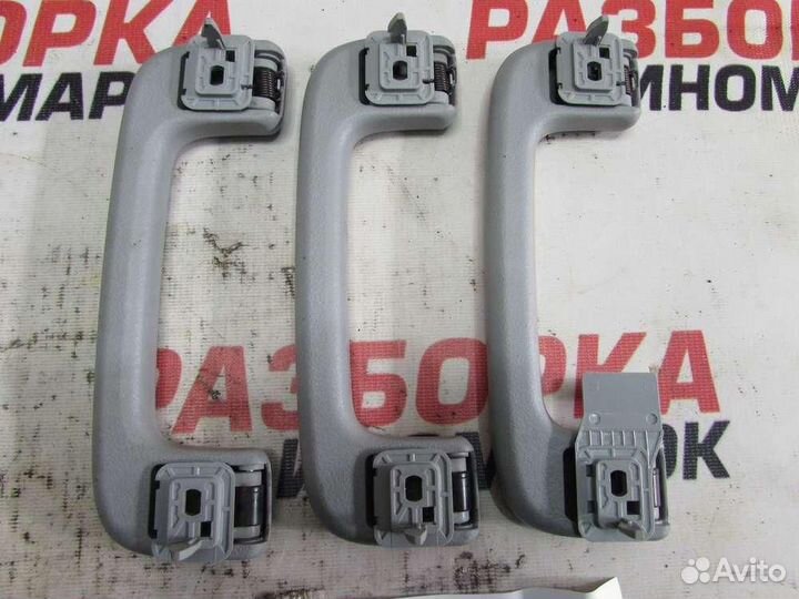 Ручка внутренняя потолочная для Mitsubishi Lancer