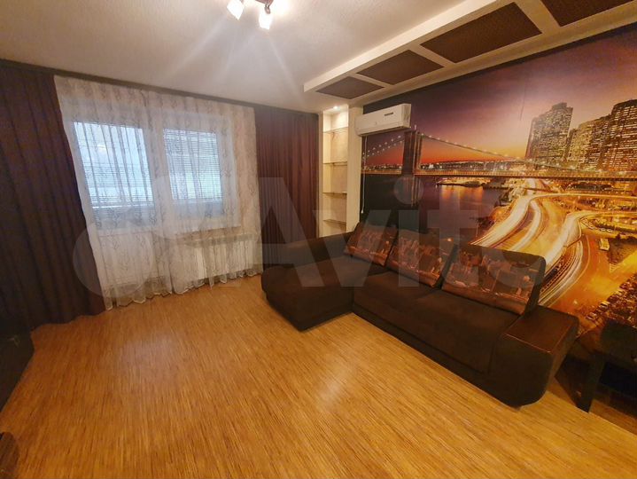 1-к. квартира, 49 м², 1/10 эт.