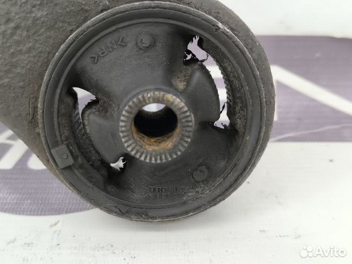 Рычаг передний правый Toyota Avensis T250