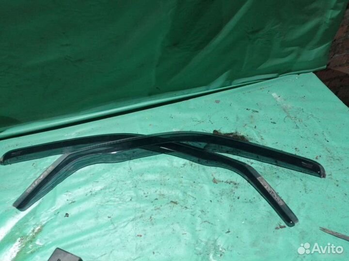 Дефлекторы окон передние Land Rover Freelander