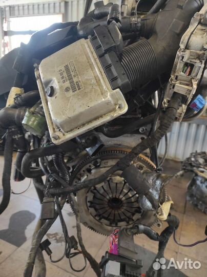 Двигатель в сборе Шкода Фольксваген 2.0i AZH